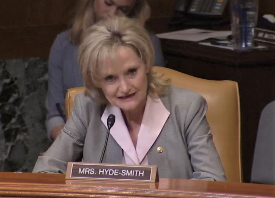 Senator Hyde-Smith Discusses Crop Insurance in Flood-prone Areas