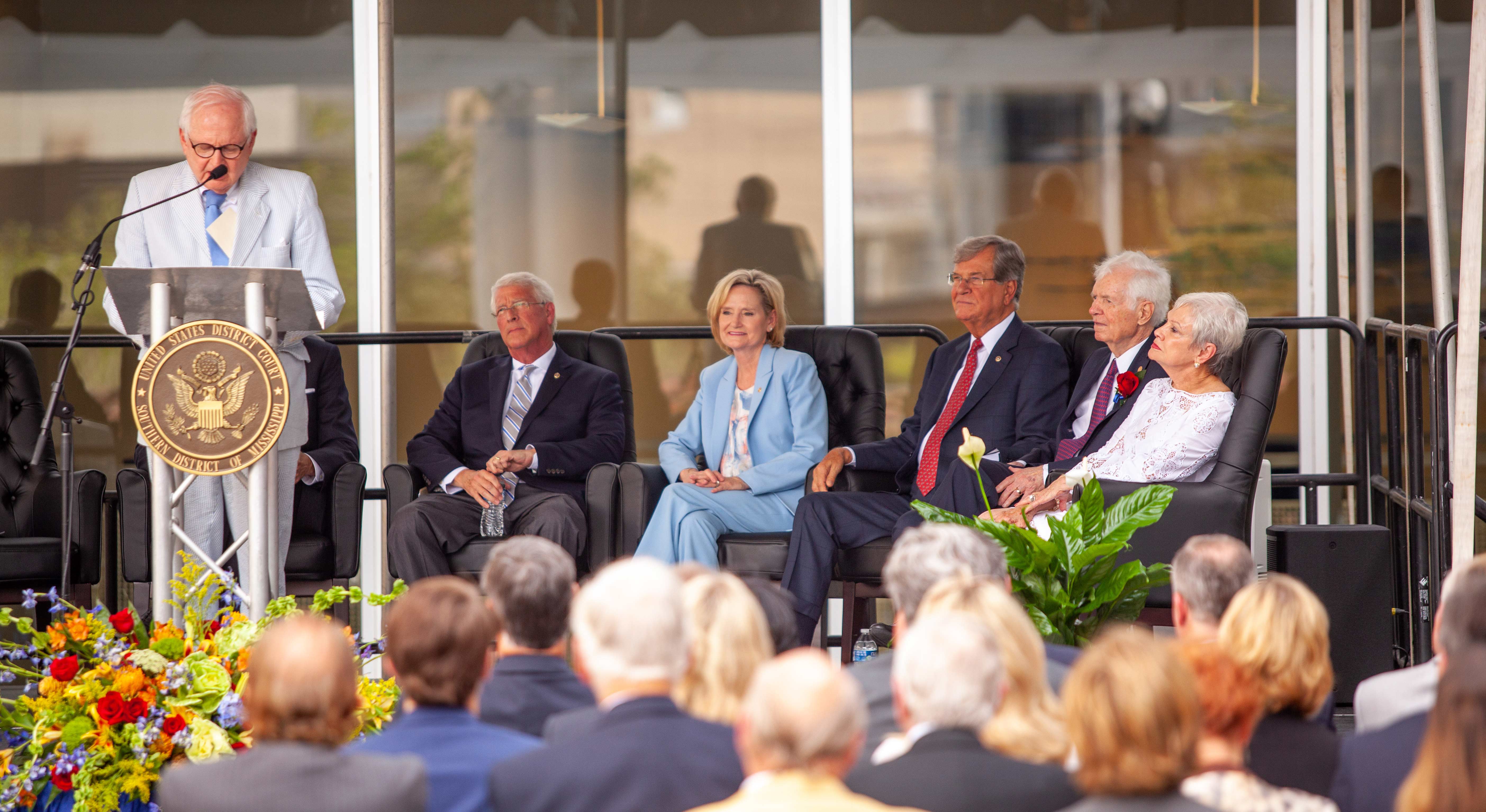 Senator Hyde-Smith particpates in a ceremony naming the federal courthouse in Jackson for retired Sen. Thad Cochran