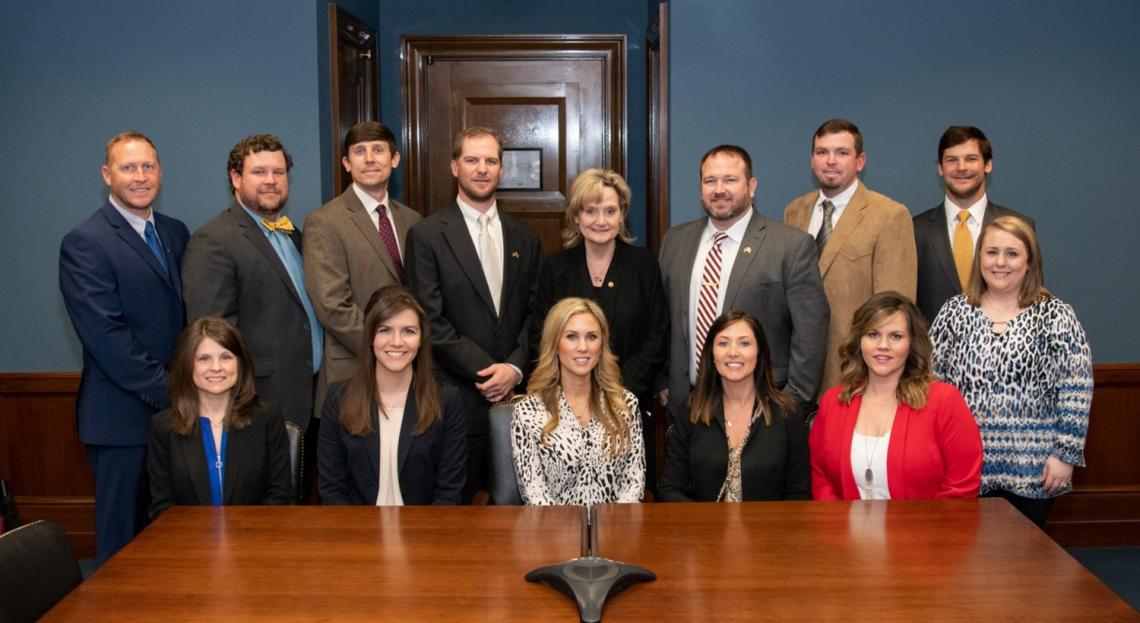 Senator Hyde-Smith meets with a Mississippi Young Farmers and Ranchers delegation