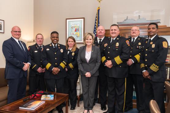 Senator Hyde-Smith meets with a Mississippi Firefighters Association delegation in Washington for Congressional Fire Services Institute meetings. (April 6, 2022)