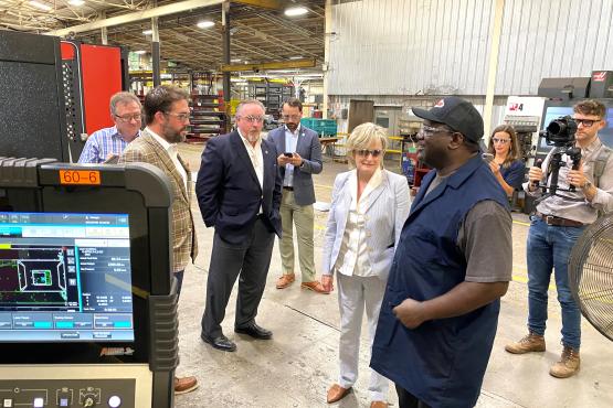 Senator Hyde-Smith visits with workers at Taylor Machine Works, an industrial equipment supplier in Louisville. (July 8, 2021)