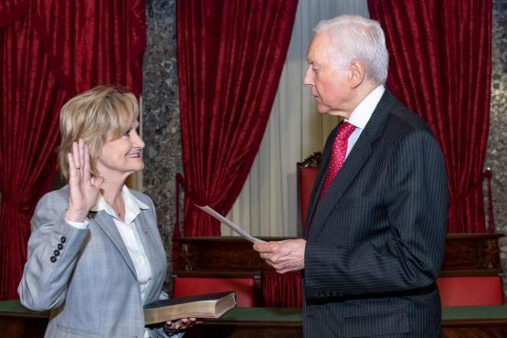 Senator Hyde-Smith takes the oath of office after being elected the first woman to represent Mississippi in Congress